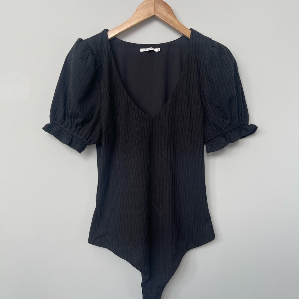 Tularosa | Revolve | Quinn Ribbed Puff Sleeve Bodysuit Medium Closet Staple